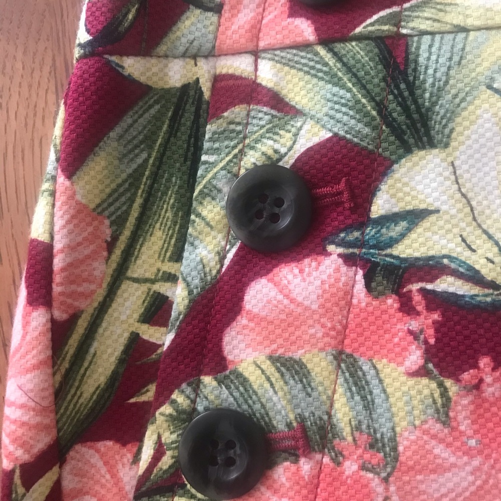 Ann Taylor button pocket shorts - Picture 4 of 5